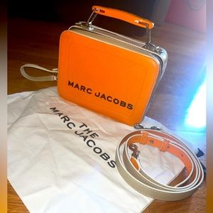 LIKE NEW Marc Jacobs The Box Textured Leather Logo Top Handle Crossbody Bag